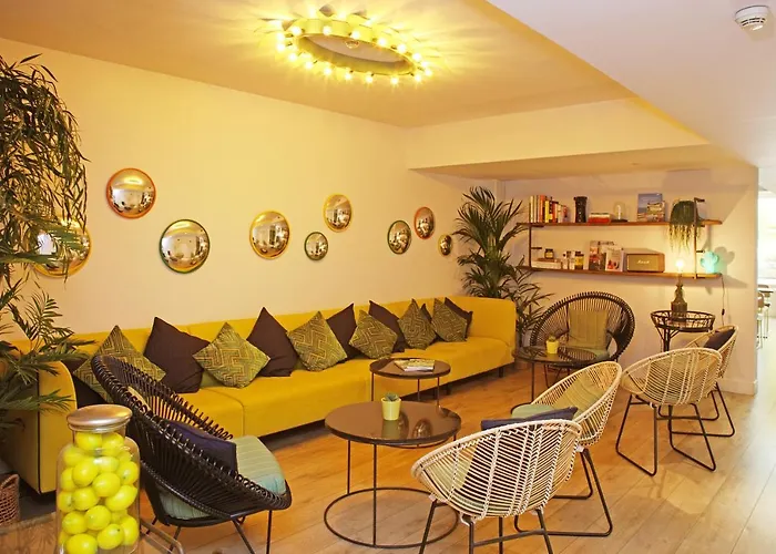 Chic & Basic Lemon Boutique Hotel Barcelona